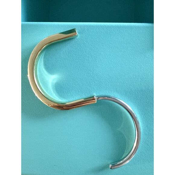 Tiffany co 18k Gold Lock Bangle Hinge Bracelet WIDE Version Pristine Fits Up 6.5 - Picture 2 of 9